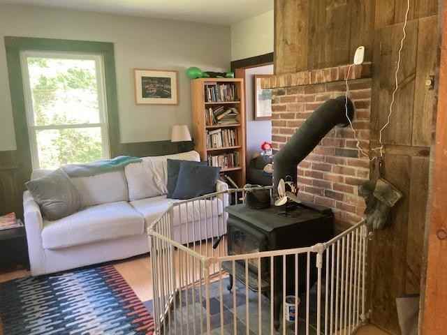 939 River Ave - Photo 4 of 9