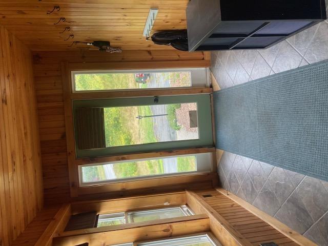 939 River Ave - Photo 6 of 9