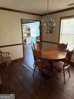 featured image of 145 Gill Ln