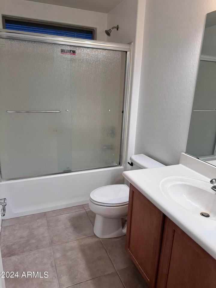 2110 W Kathleen Rd - Photo 6 of 42