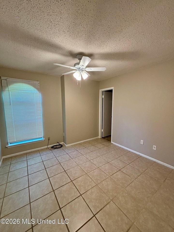 2536 El Viernes St - Photo 6 of 13