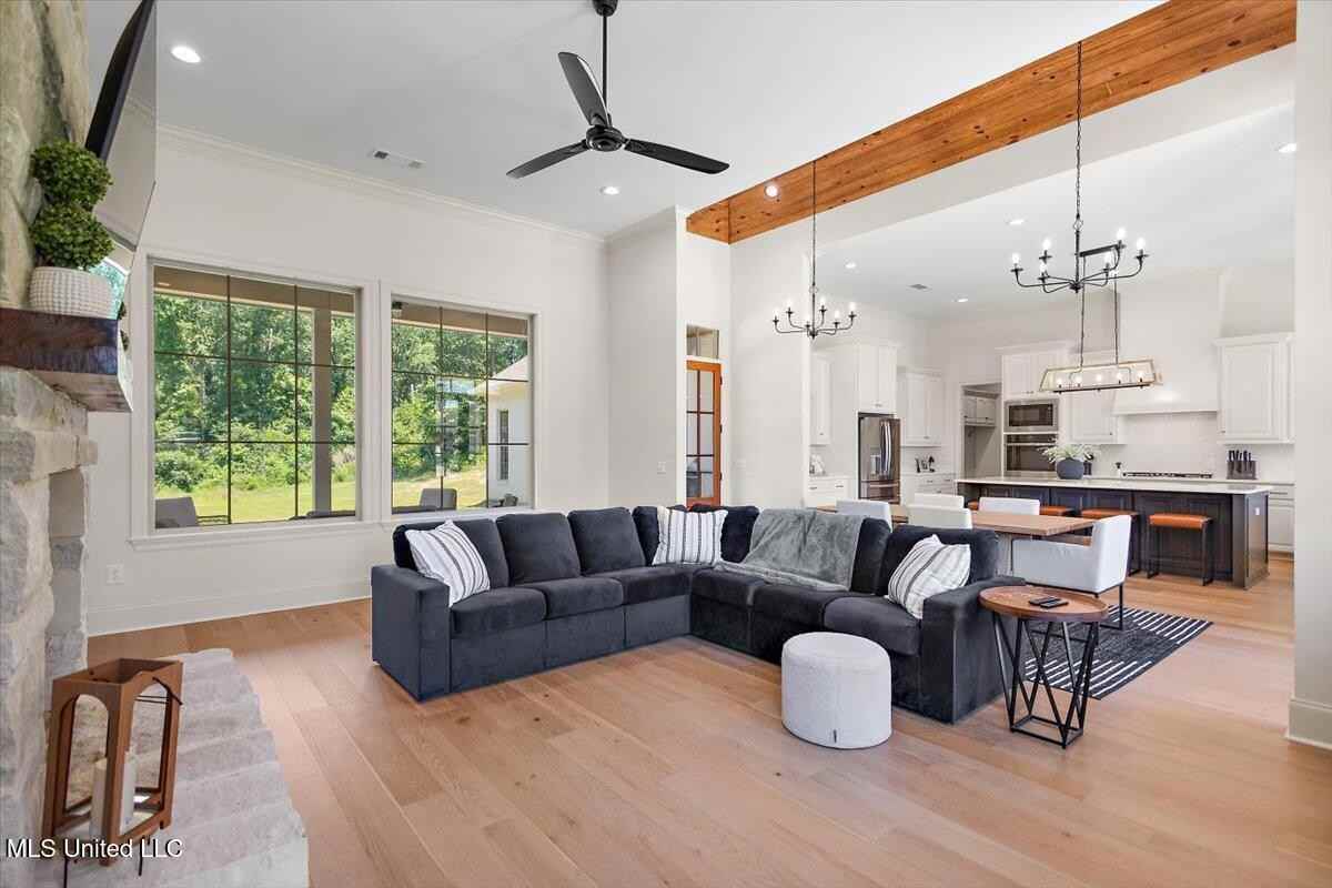 6603 Wirtz Rd - Photo 4 of 35