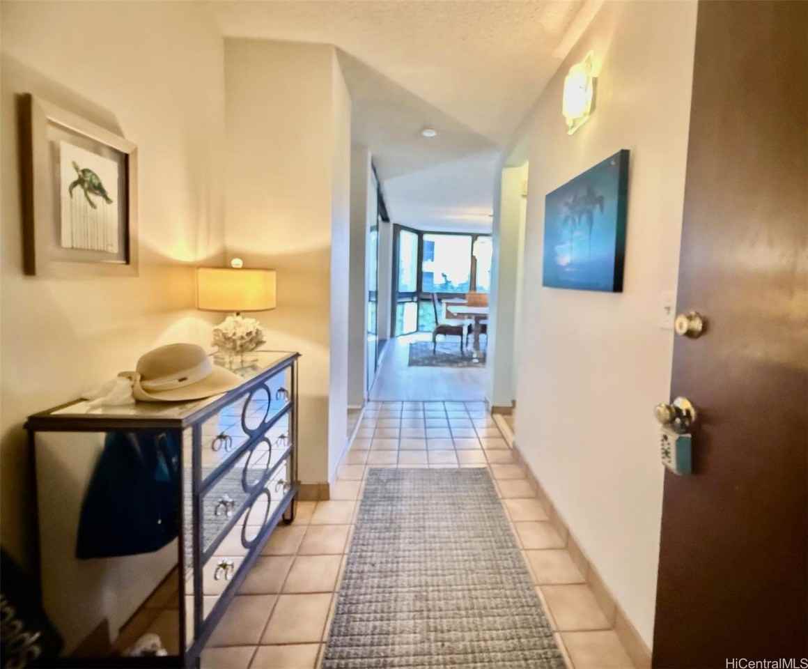501 Hahaione St #4L - Photo 7 of 11