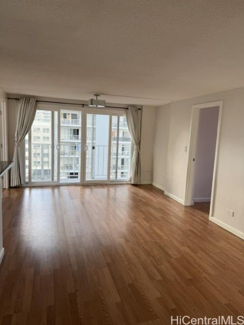 1121 Wilder Ave #900B - Photo 2 of 23