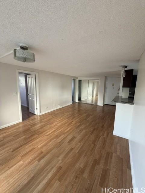 1121 Wilder Ave #900B - Photo 4 of 23