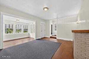 3720 Willys Pkwy - Photo 4 of 22