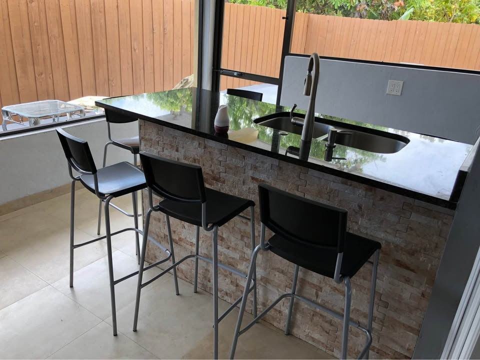 11250 Sw 30th St - Photo 2 of 3