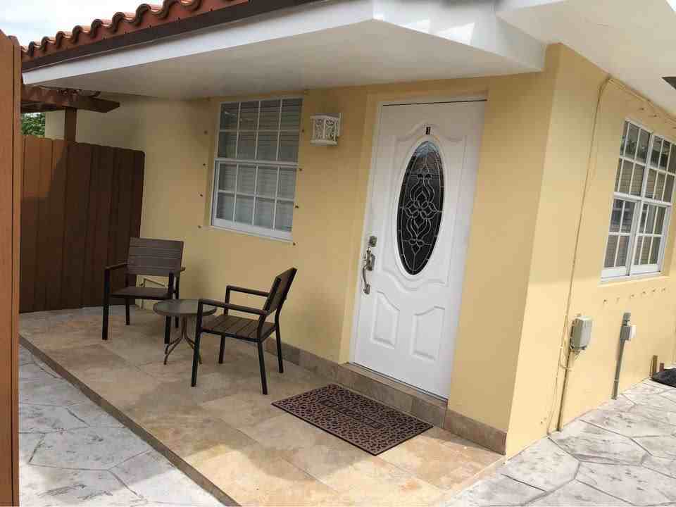 11250 Sw 30th St - Photo 3 of 3