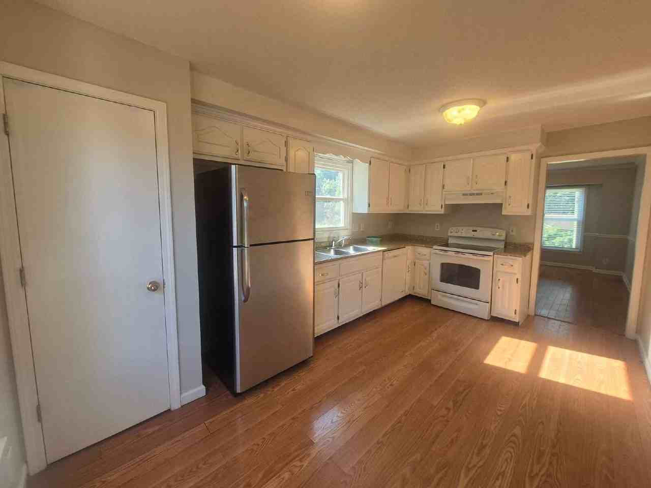 331 Andrew Dr - Photo 6 of 36