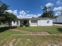 349 Hickory Hts Apt B #Apt B - Photo 1 of 1