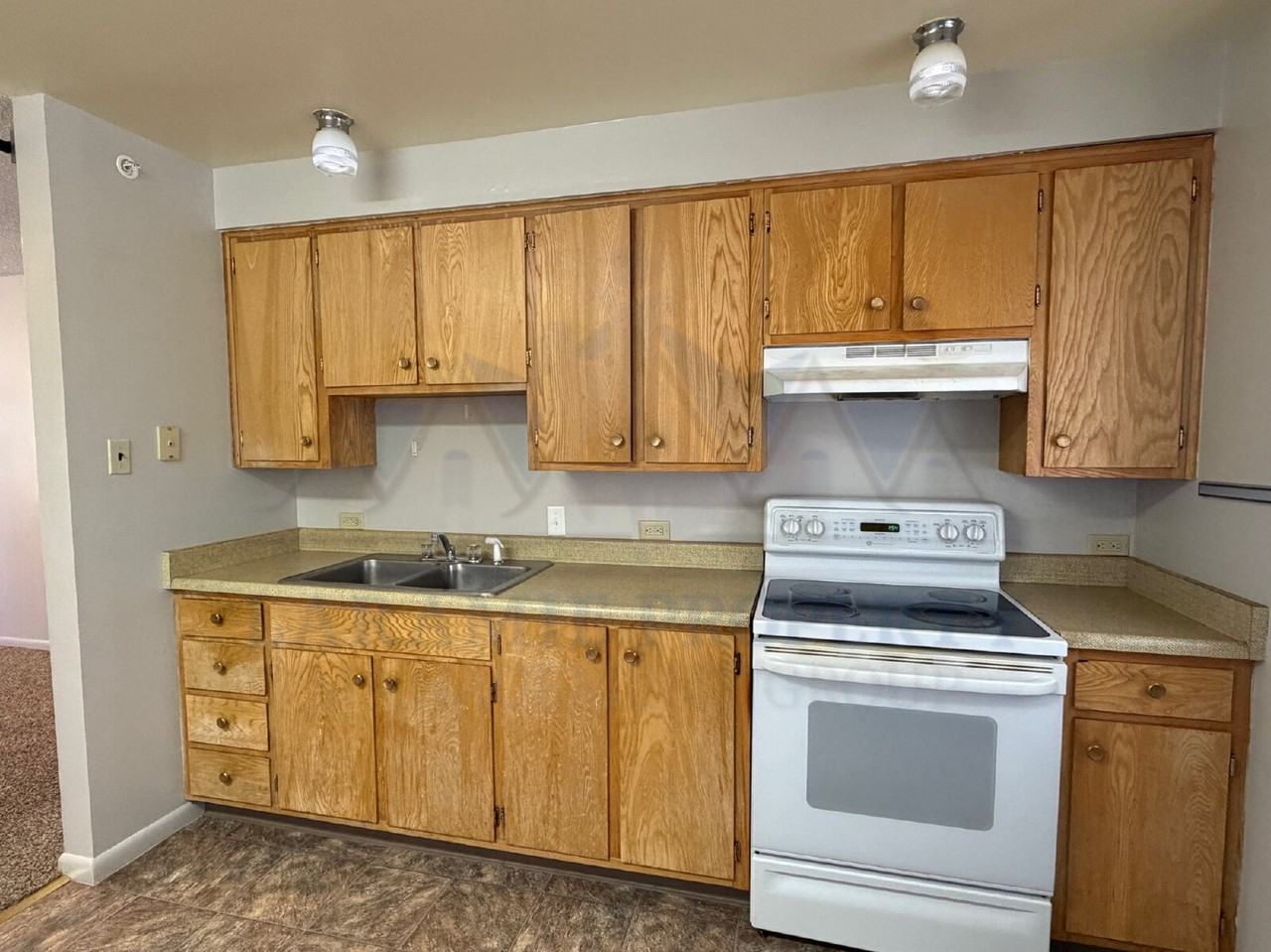 405 S 26th St #4 - Photo 5 of 17