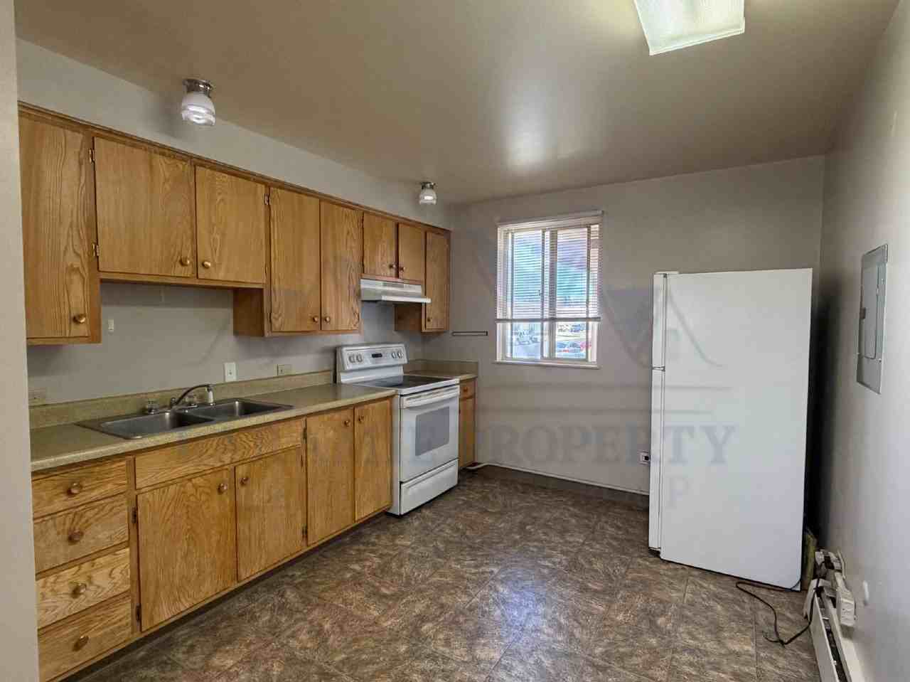 405 S 26th St #4 - Photo 7 of 17