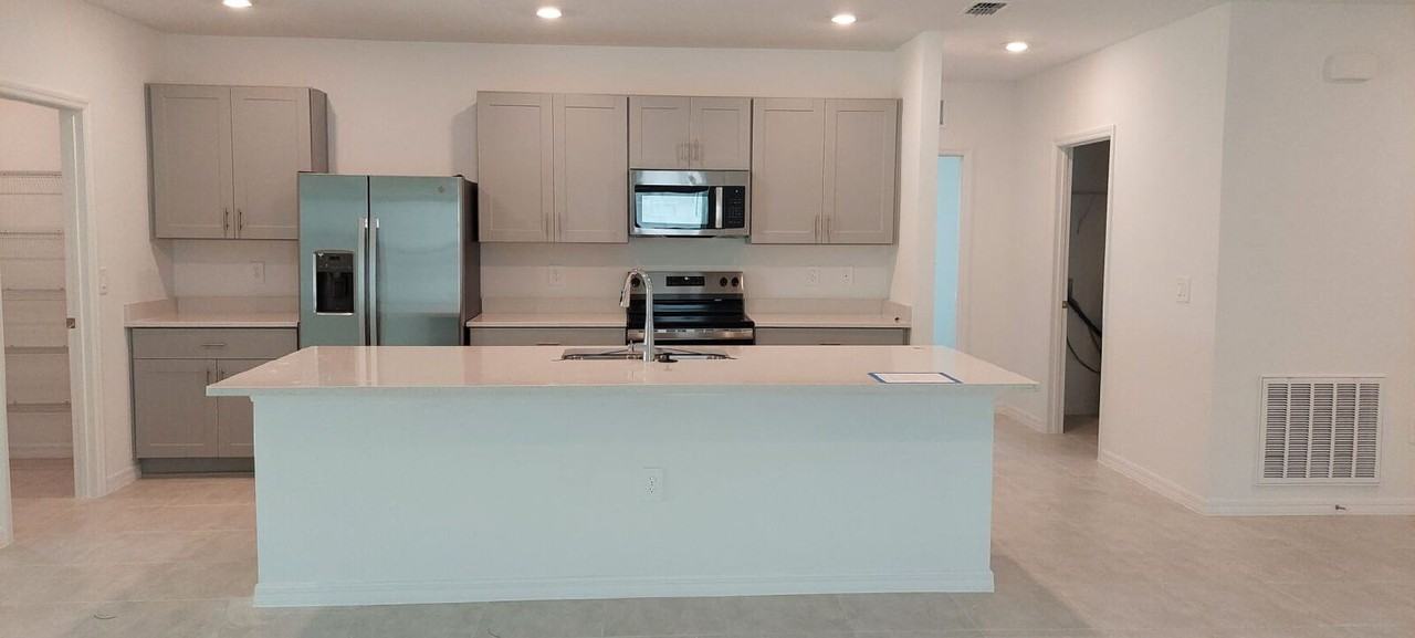 13490 Tropical Breeze Way - Photo 2 of 12