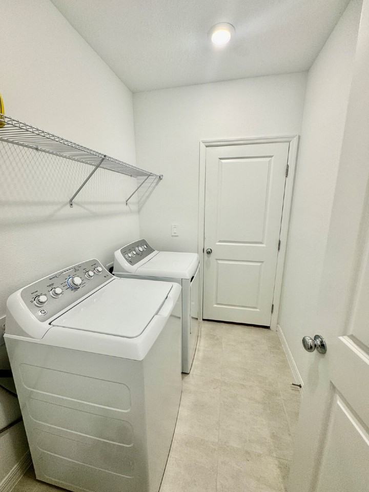 13490 Tropical Breeze Way - Photo 7 of 12