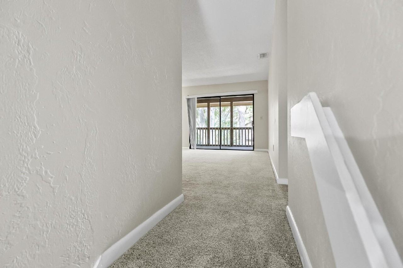 14 Oakmont Ct - Photo 4 of 50