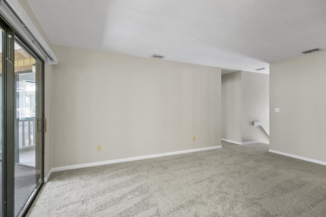14 Oakmont Ct - Photo 6 of 50