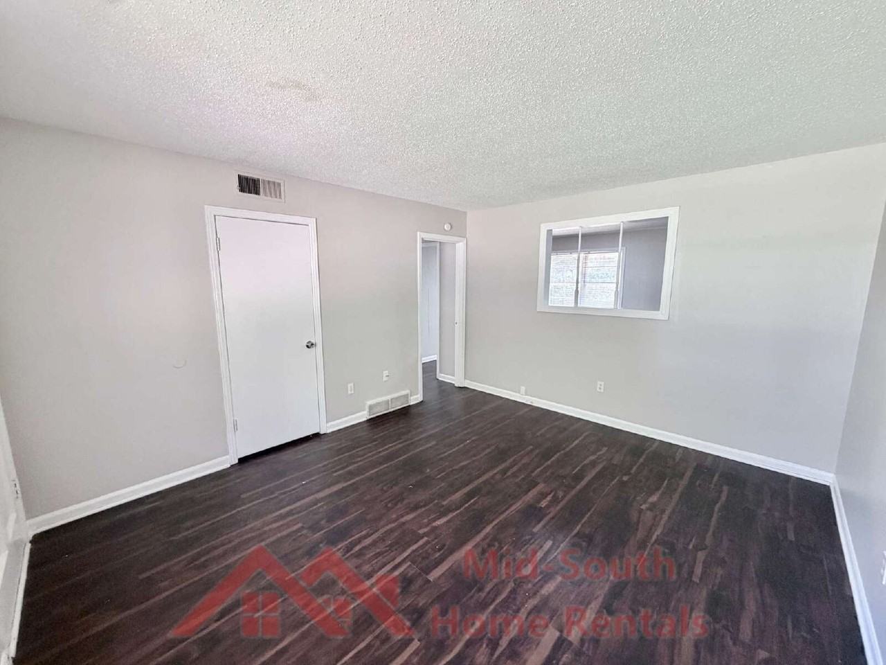 4166 Hobson Rd - Photo 4 of 22