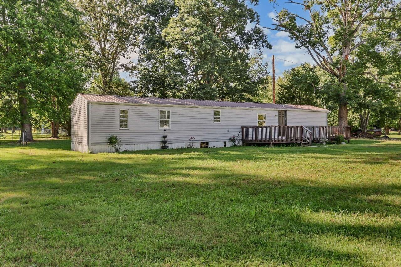 2558 Liverpool Rd - Photo 6 of 26