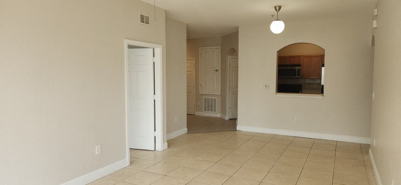 6240 Contessa Dr #310 - Photo 3 of 17
