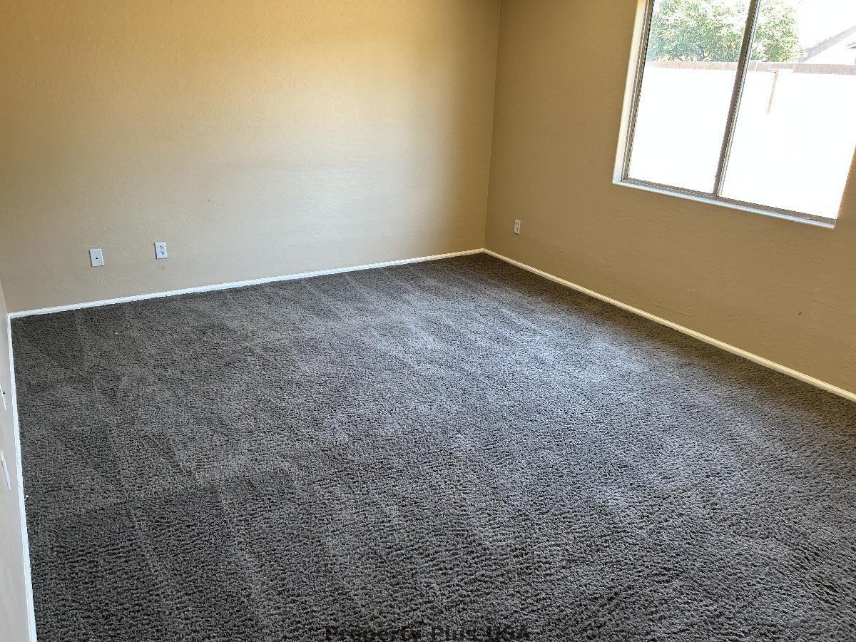 43591 W Colby Dr - Photo 4 of 10