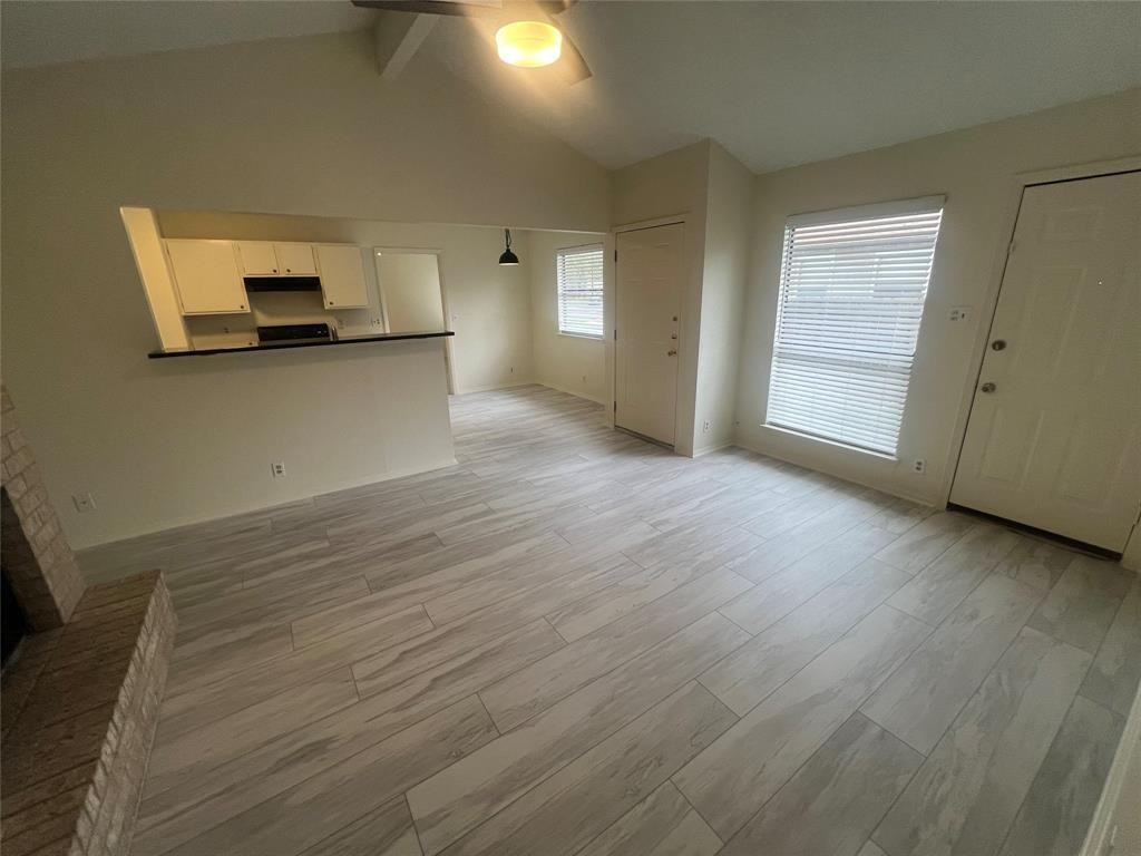 807 Lloyd Ln #A - Photo 4 of 13