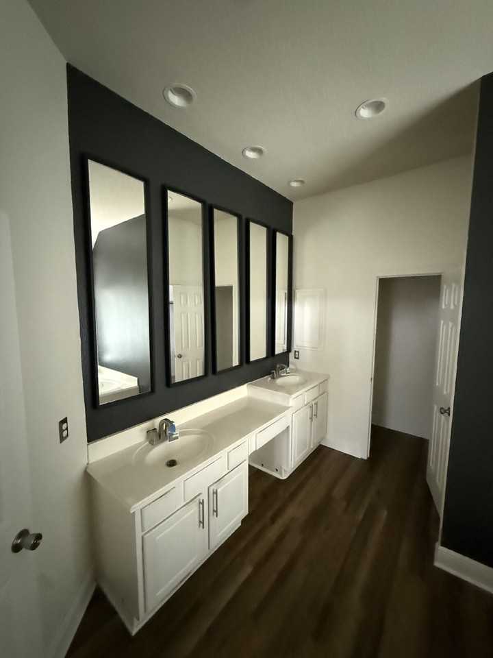 11602 Canyon Mills Dr - Photo 3 of 10