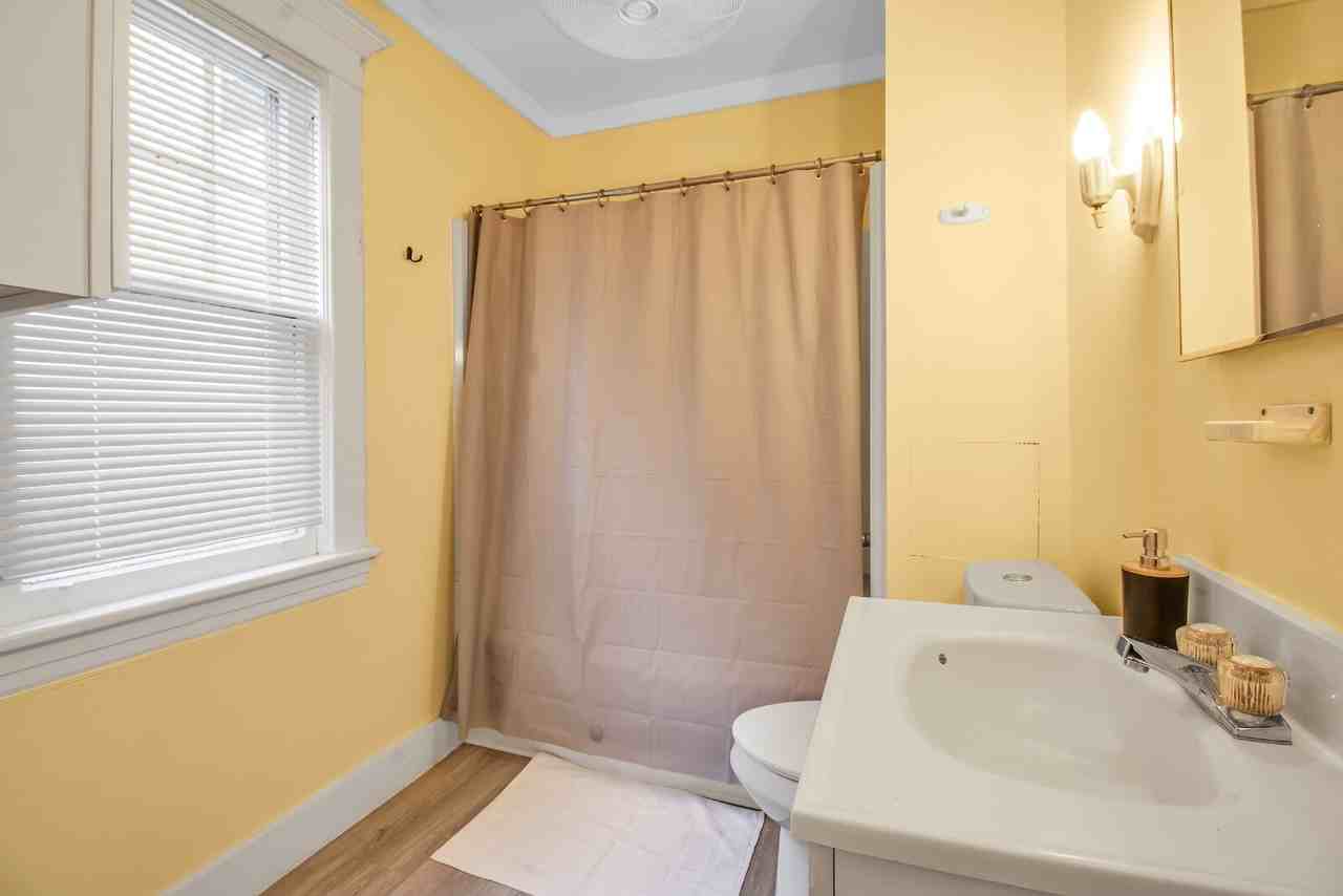 6 Glendale Pl #1 - Photo 2 of 14