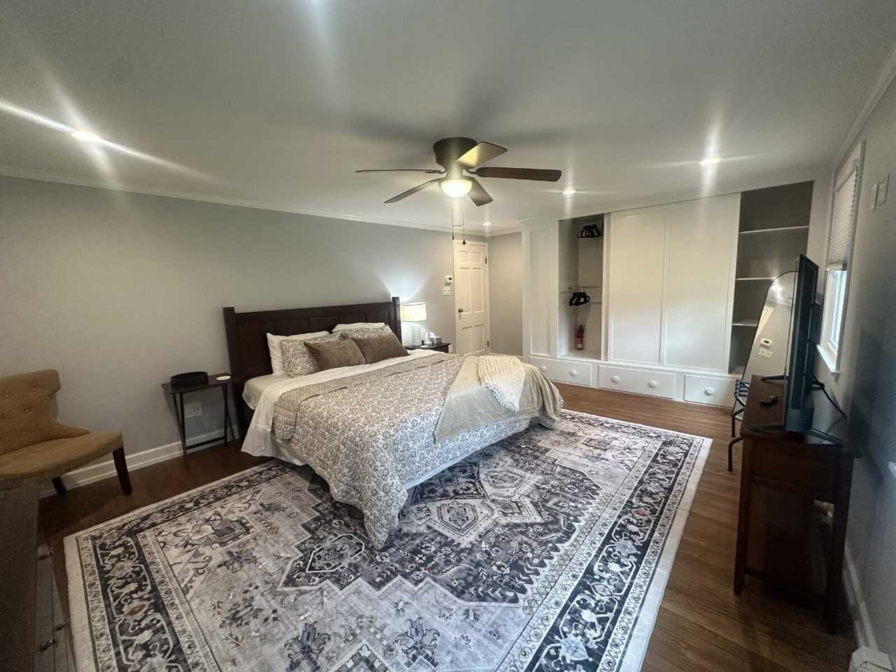 7583 Ellicott Rd - Photo 2 of 13