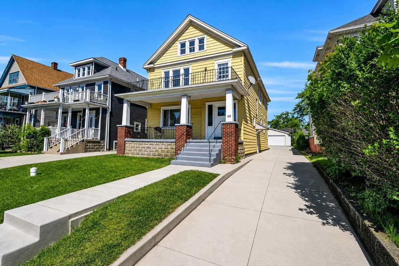 49 Virgil Ave #2 - Photo 2 of 33