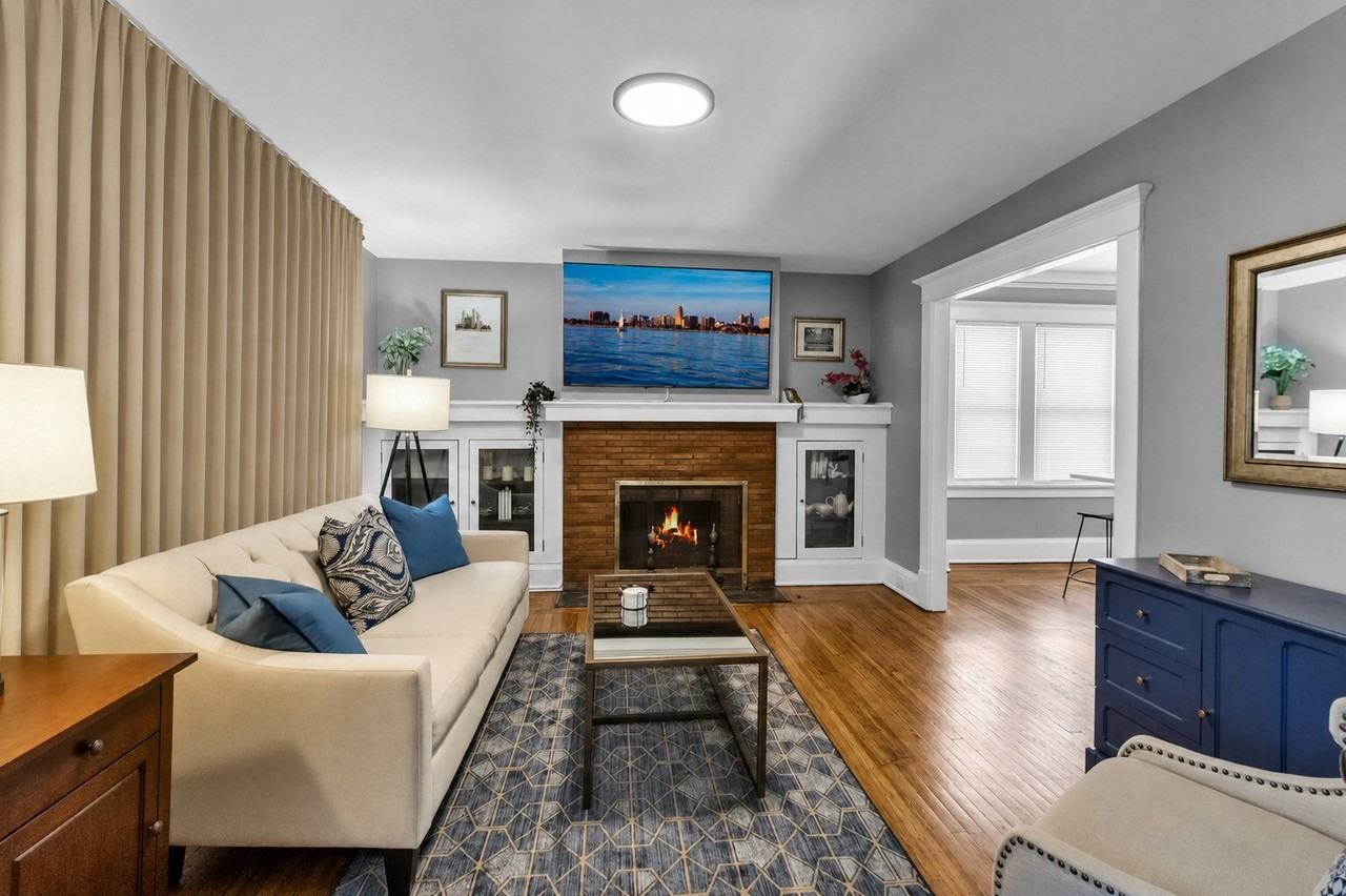 49 Virgil Ave #2 - Photo 6 of 33