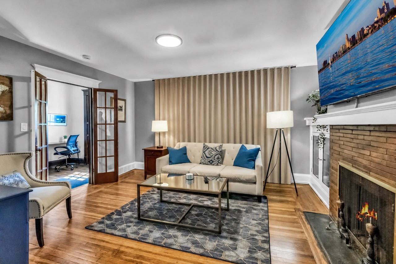 49 Virgil Ave #2 - Photo 7 of 33