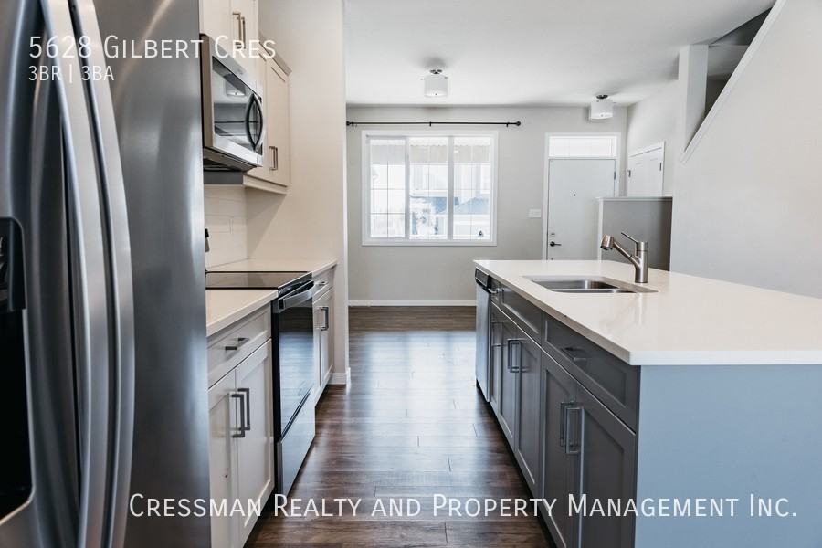 5628 Gilbert Cres - Photo 4 of 13