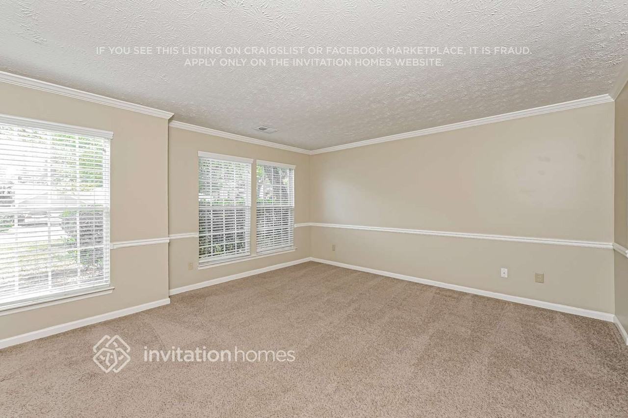 495 Meadowfield Ct - Photo 4 of 18