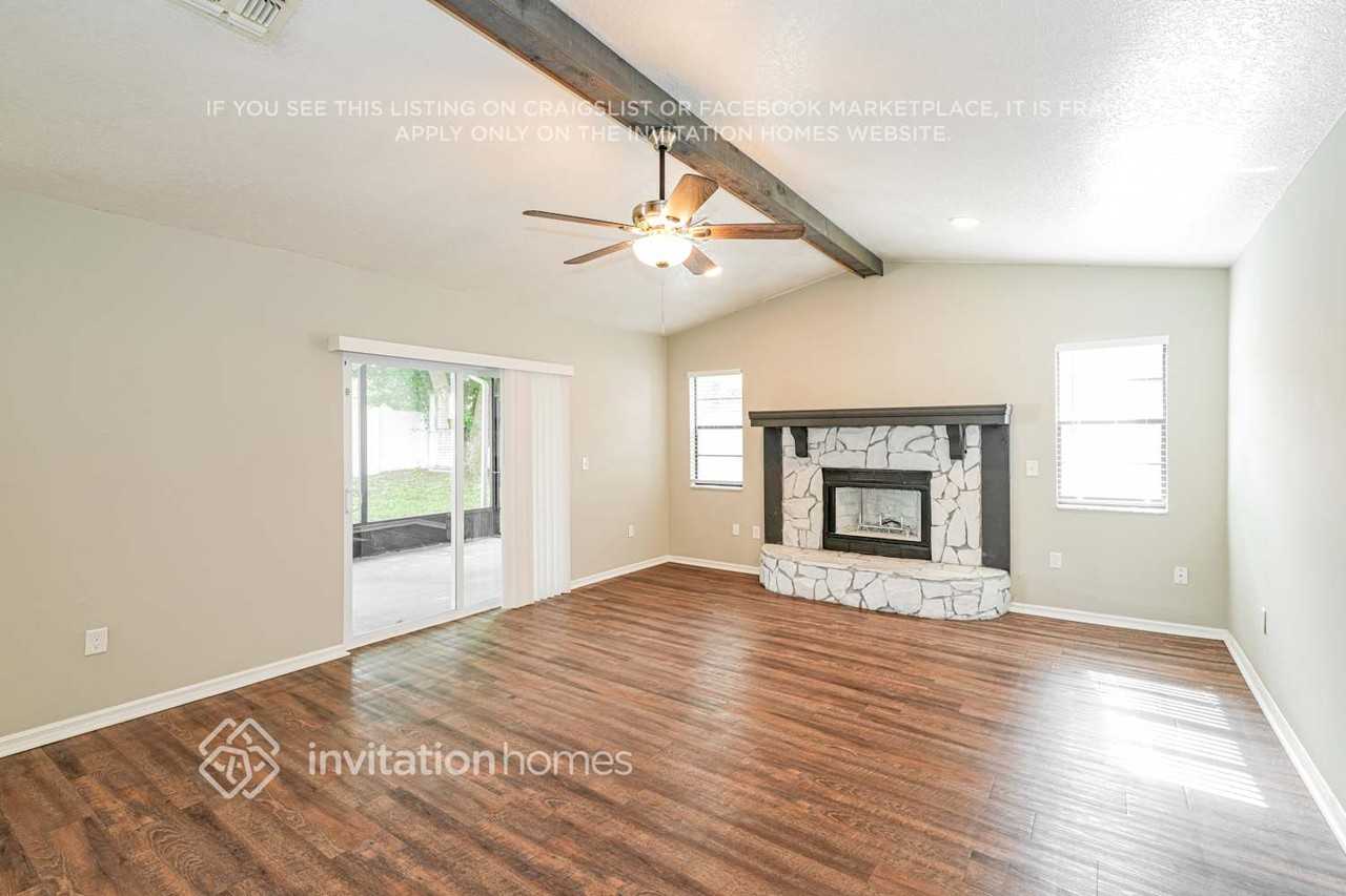 9105 Bearcat Rd - Photo 3 of 17