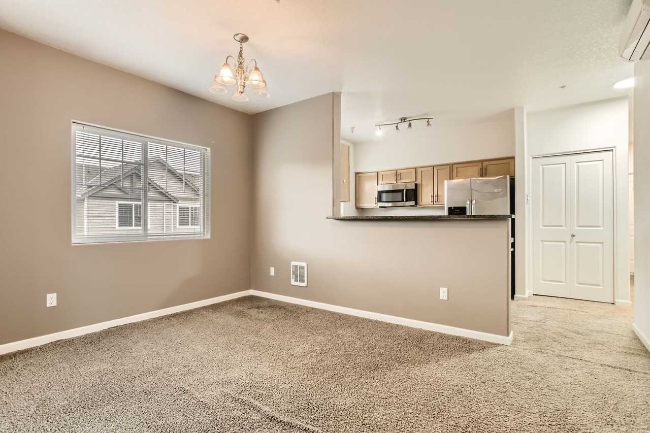 11735 Nw Winter Park Ter #403 - Photo 3 of 8