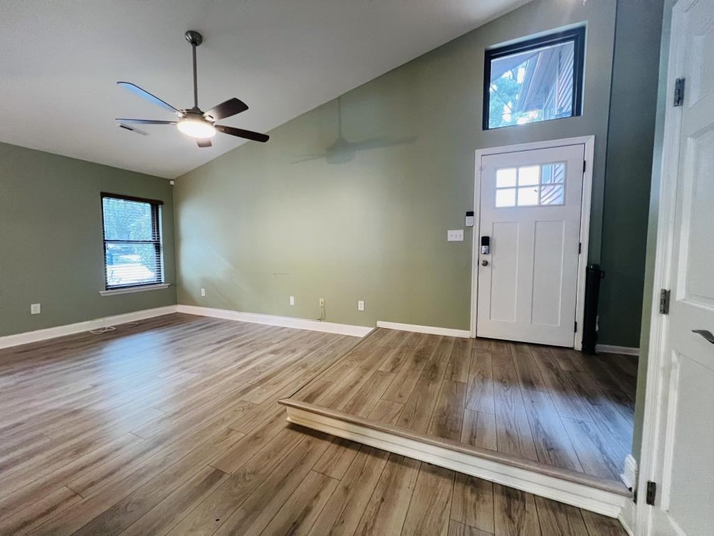 1002 Timber Creek Dr - Photo 5 of 50