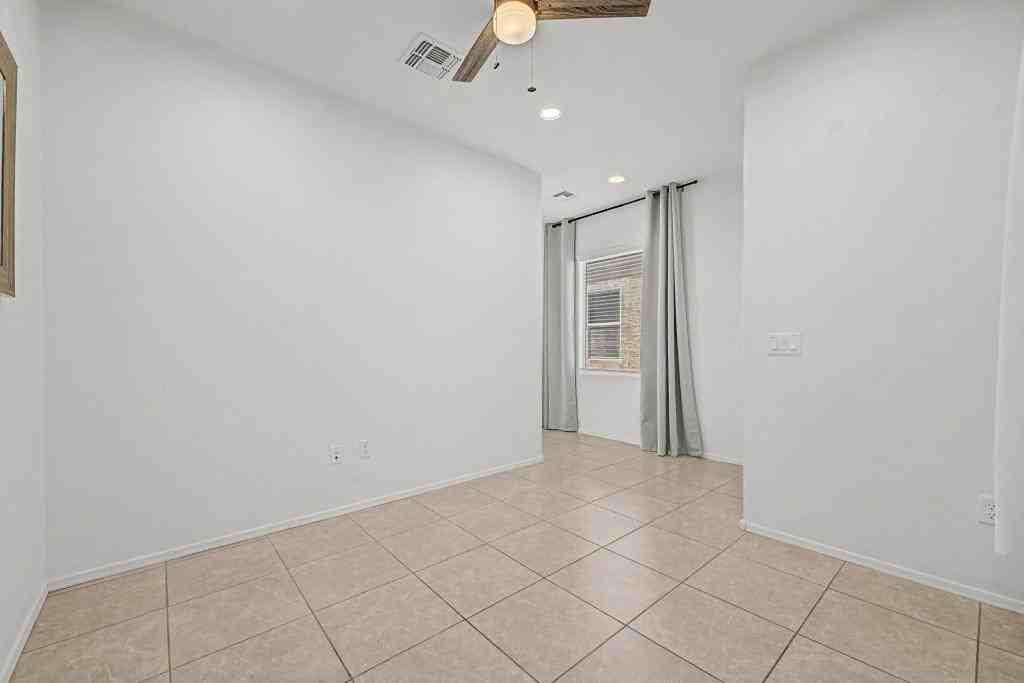 14746 S Avenida Lago De Plata - Photo 5 of 22