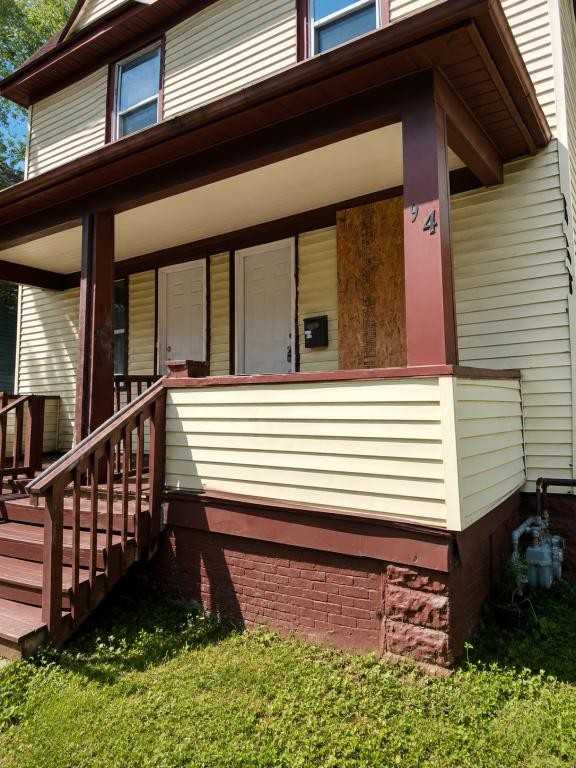 94 Warsaw St - Photo 2 of 3