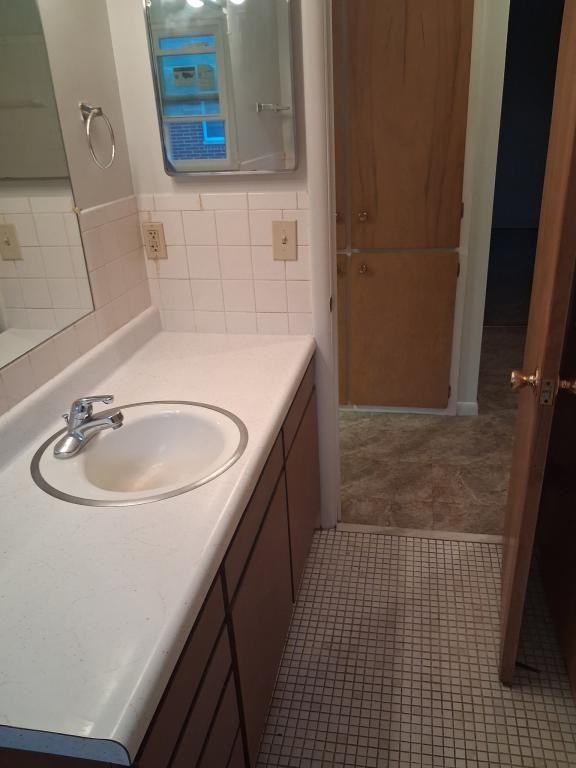 4238 Moreland St - Photo 6 of 9