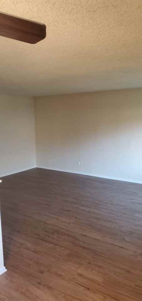 EAST WHITTIER TERRACE - Photo 4 of 50