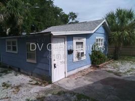featured image of 2609 4th St S #2