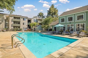 featured image of 732 E Evelyn Ave