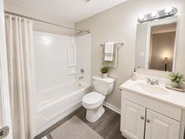 featured image of 5001 Lakeside Ct