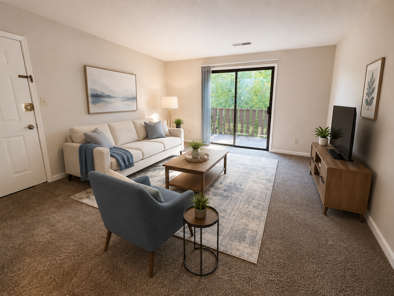 Lakewood Flats and Townhomes - Photo 4 of 11