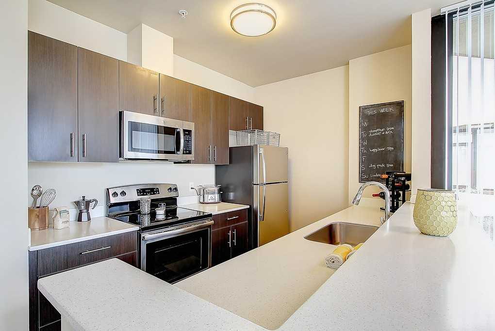 Wharfside Pointe - Photo 7 of 34