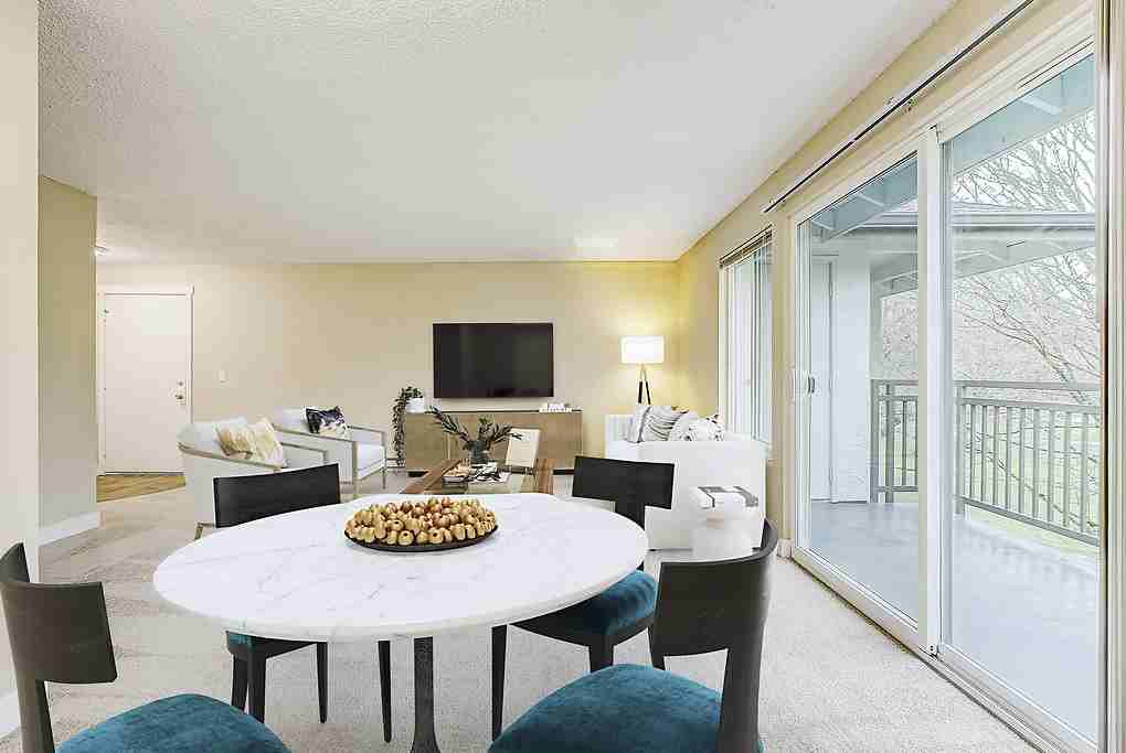 Woodland Commons - Photo 7 of 40