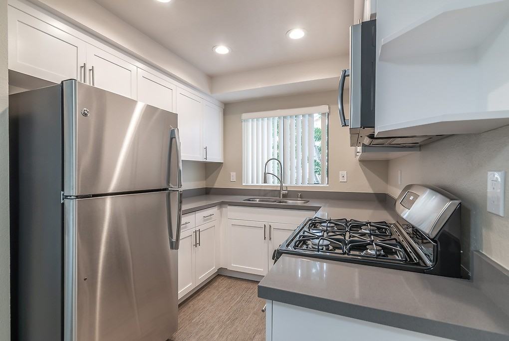 Woodside Village - Photo 6 of 27
