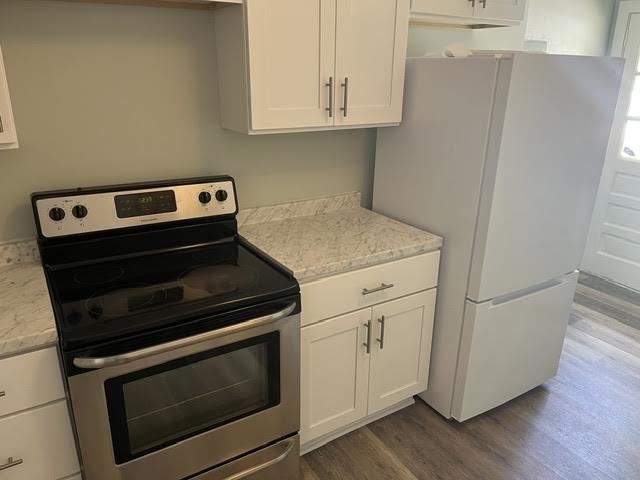 3002 Holly Hill Rd - Photo 4 of 10