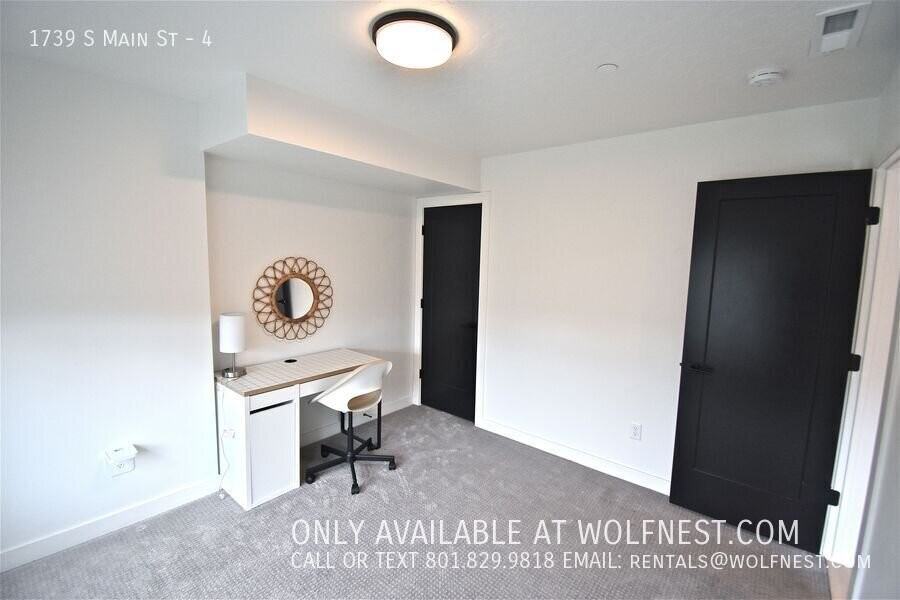 1739 S Main St #4 - Photo 5 of 25