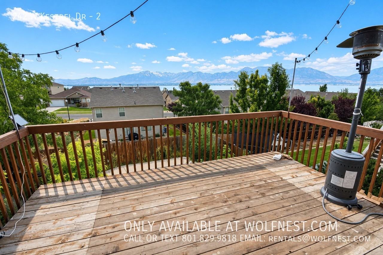 242 W Kestrel Dr #2 - Photo 7 of 42
